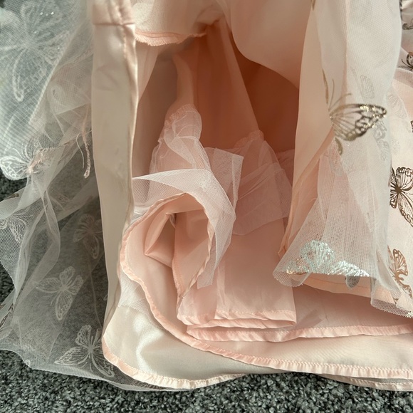 Lilt girls size 14 pink flutter sleeve tulle skirt with rose gold butterfly - Picture 5 of 8